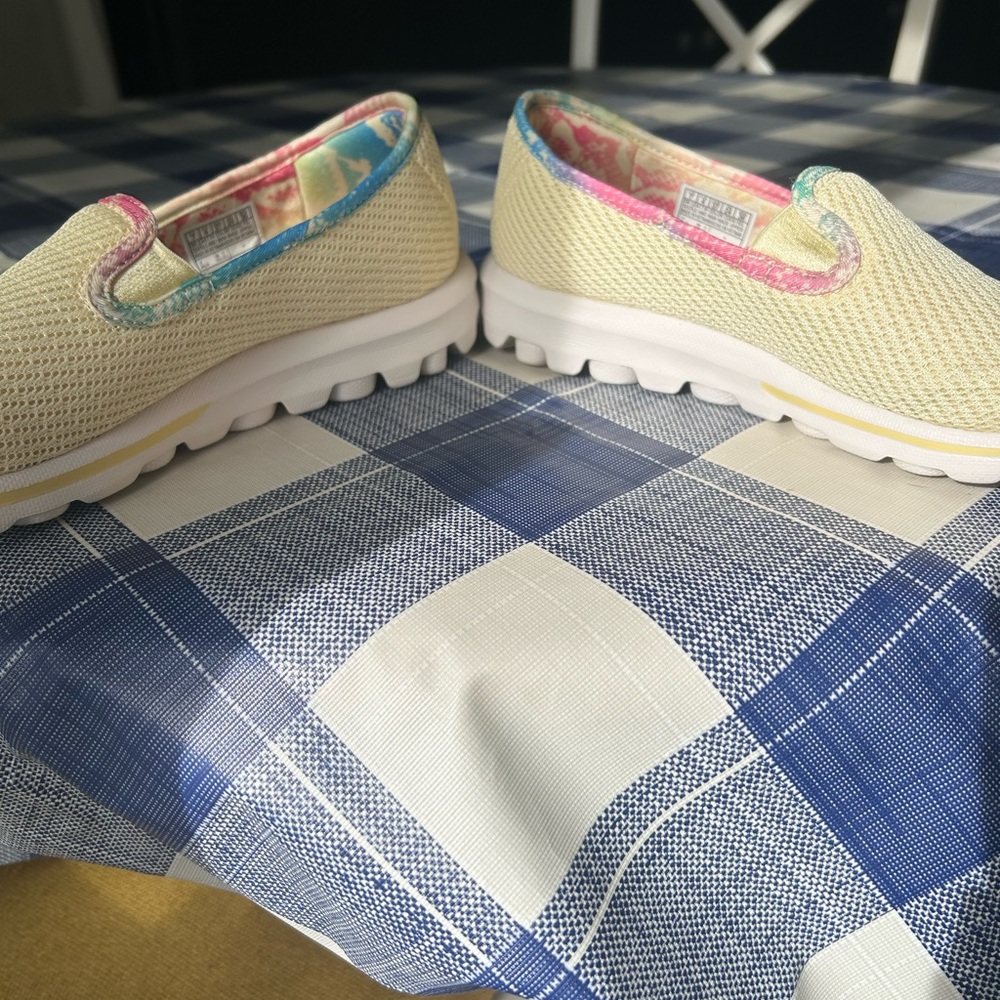 Skechers soft Yellow Slip-On Sneakers. - Picture 7 of 12